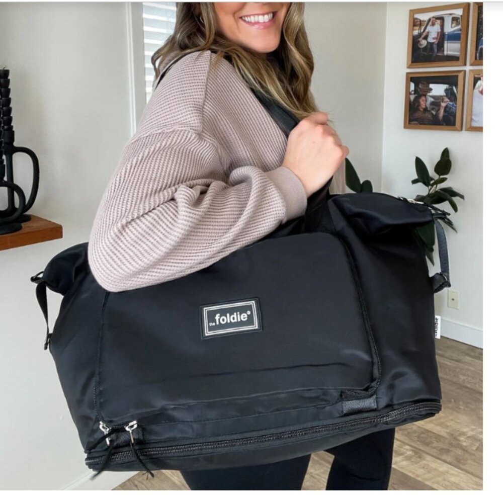 The Foldie Bag Black Unisex Foldie Travel Bag Black NWT - Picture 4 of 7